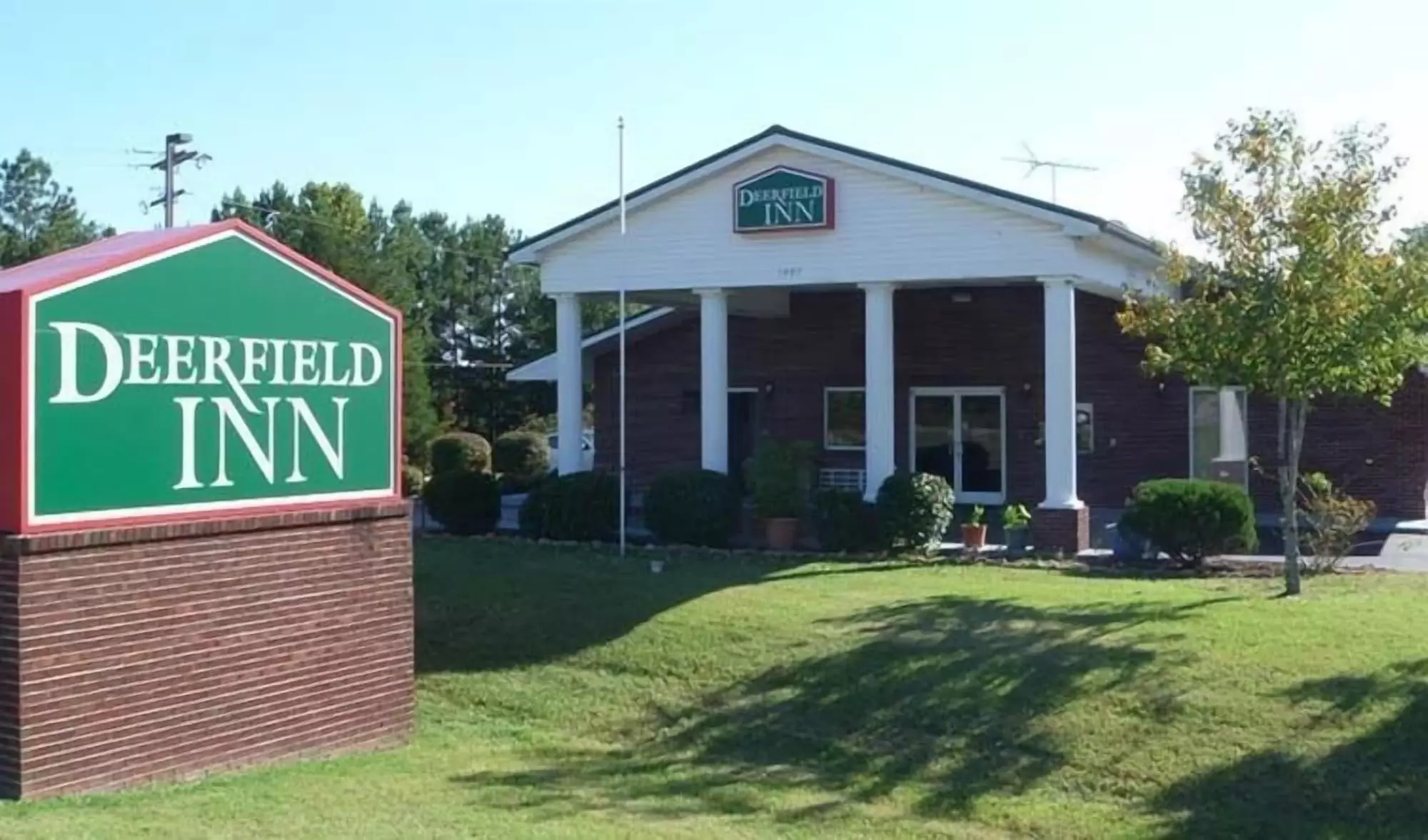 Deerfield Inn & Suites - Primary Image