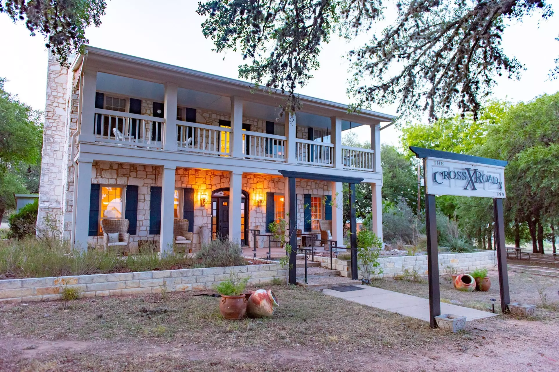 The Crossroads Inn - Primary Image