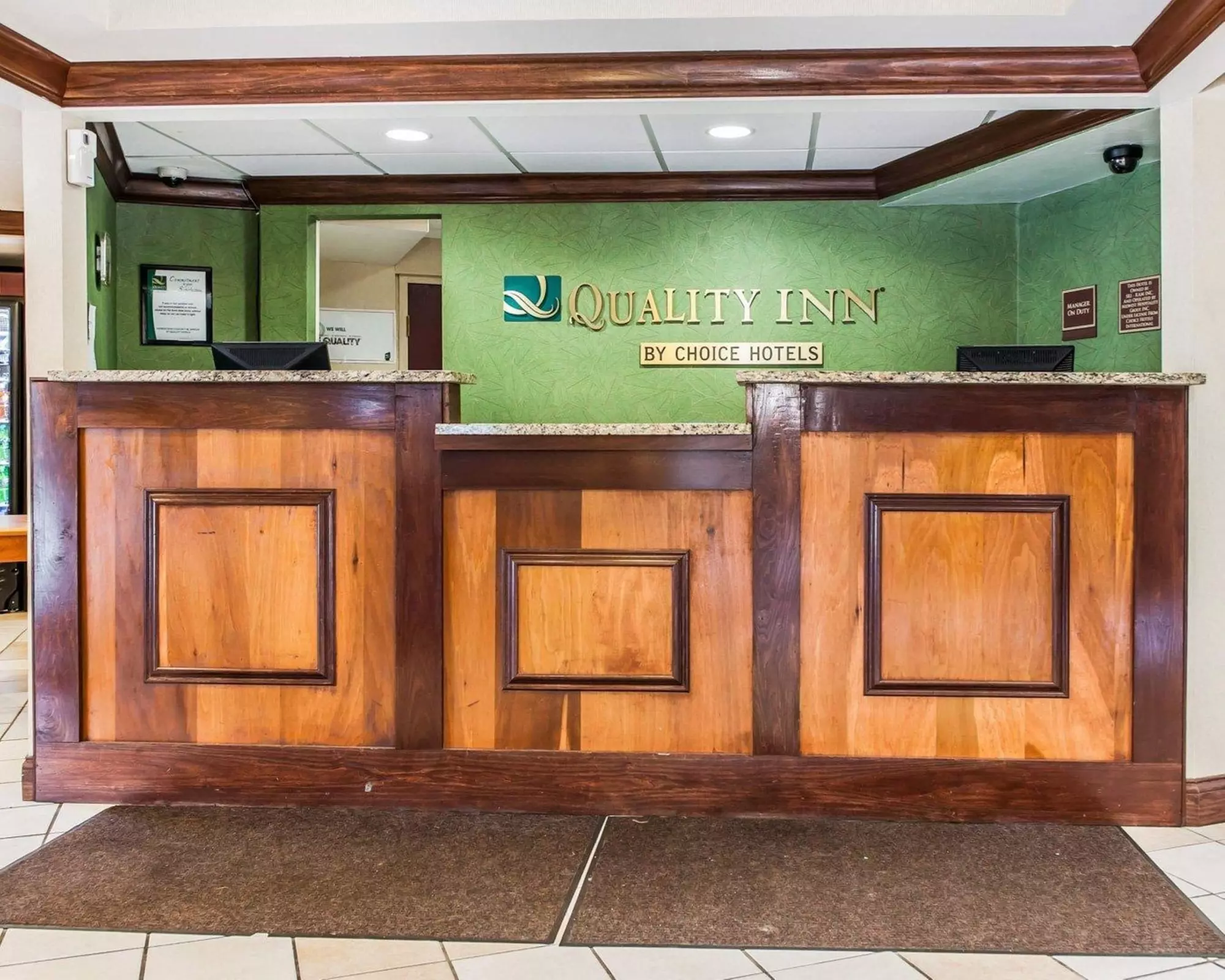 Quality Inn South - Primary Image