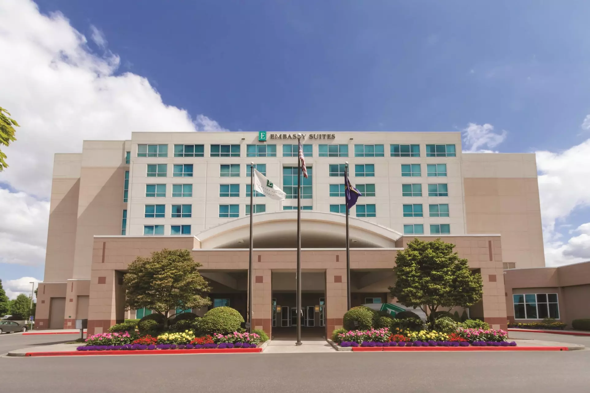 Embassy Suites by Hilton Portland Airport - Primary Image