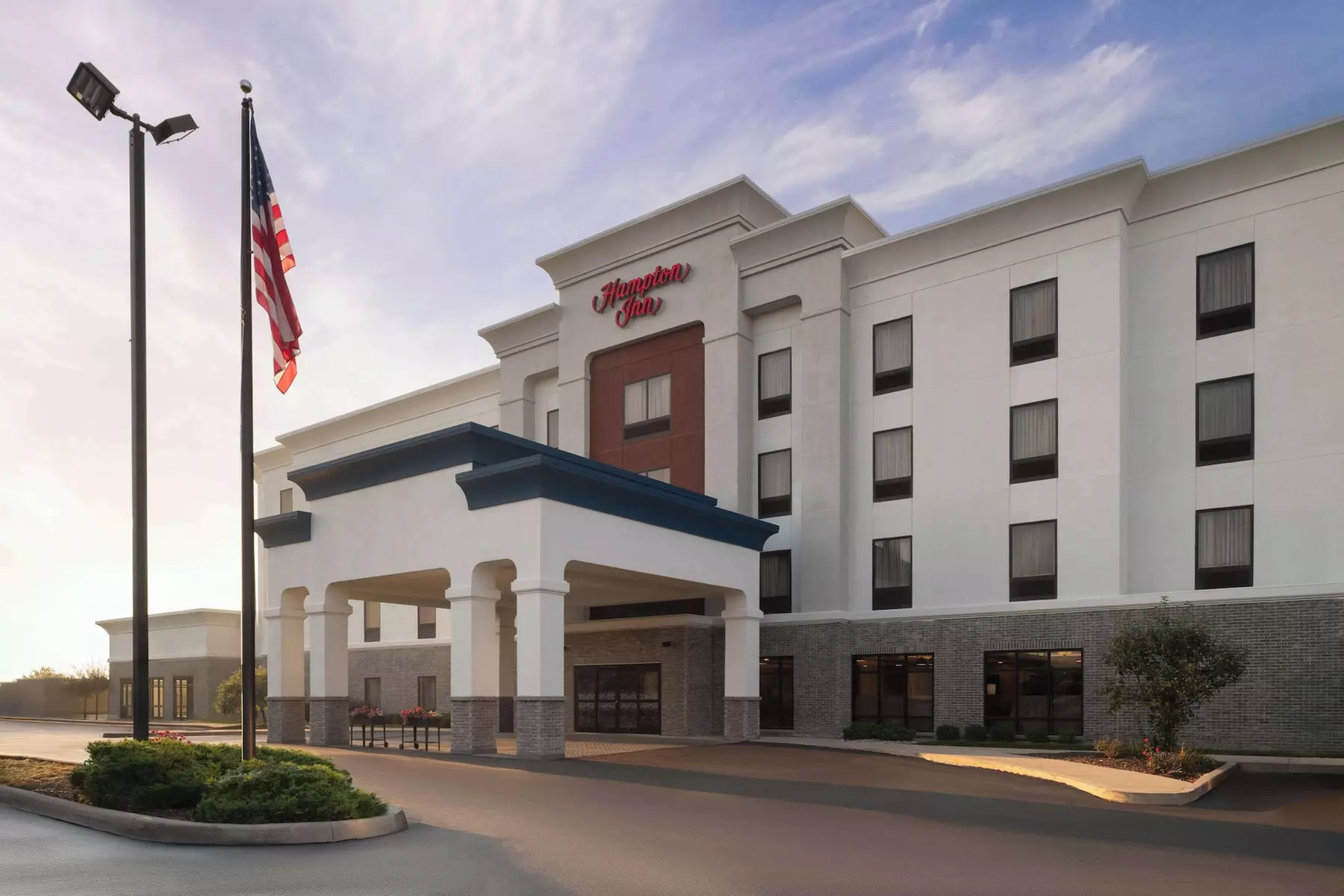 Hampton Inn Ft. Wayne/Dupont Road - Primary Image
