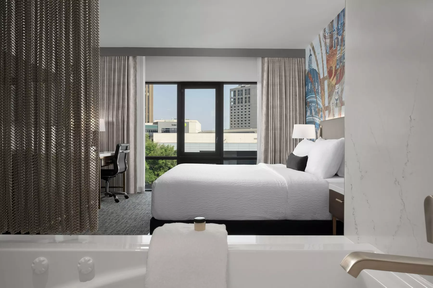 Hotel 43 - Primary Image