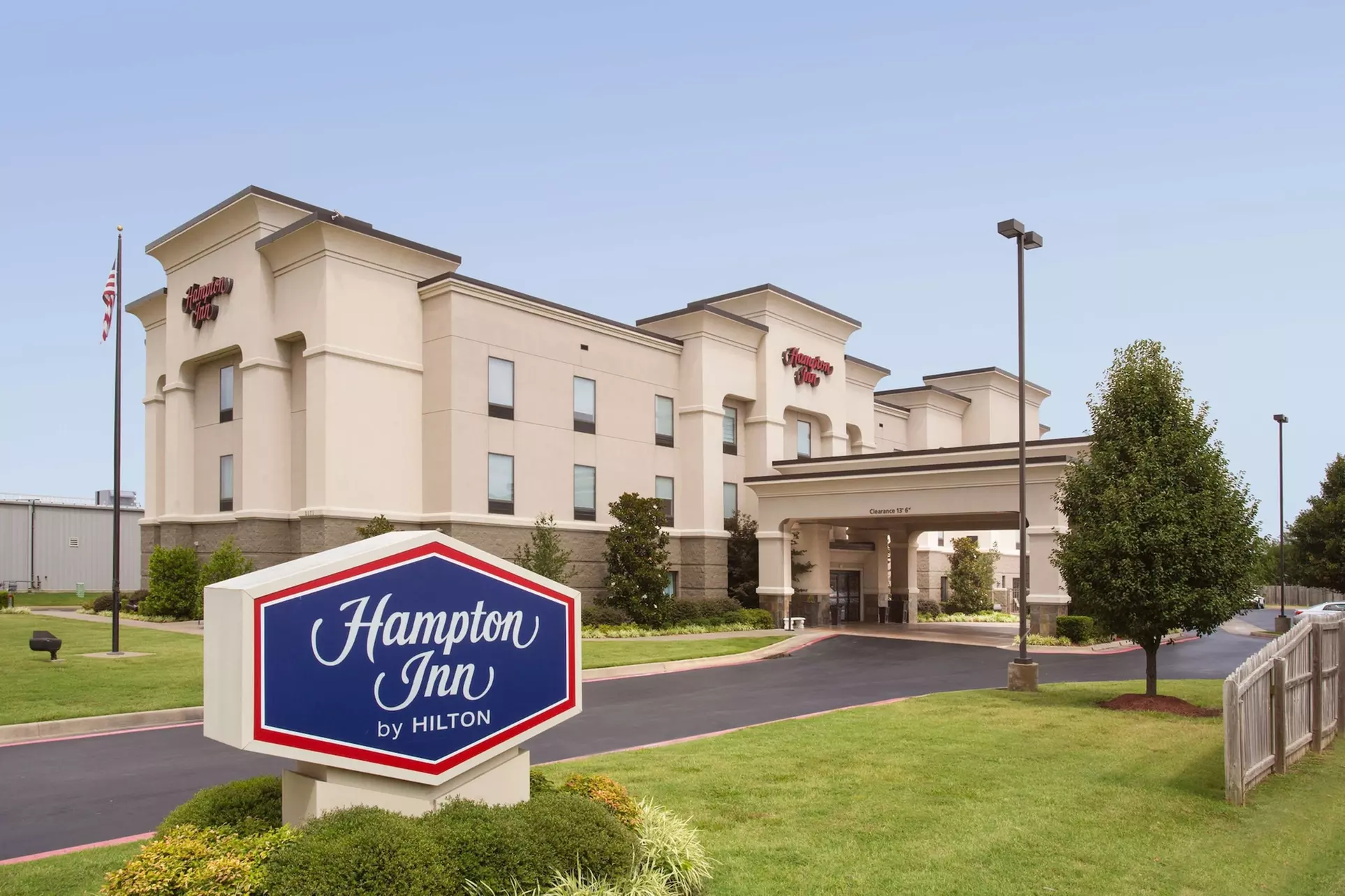 Hampton Inn Siloam Springs - Primary Image