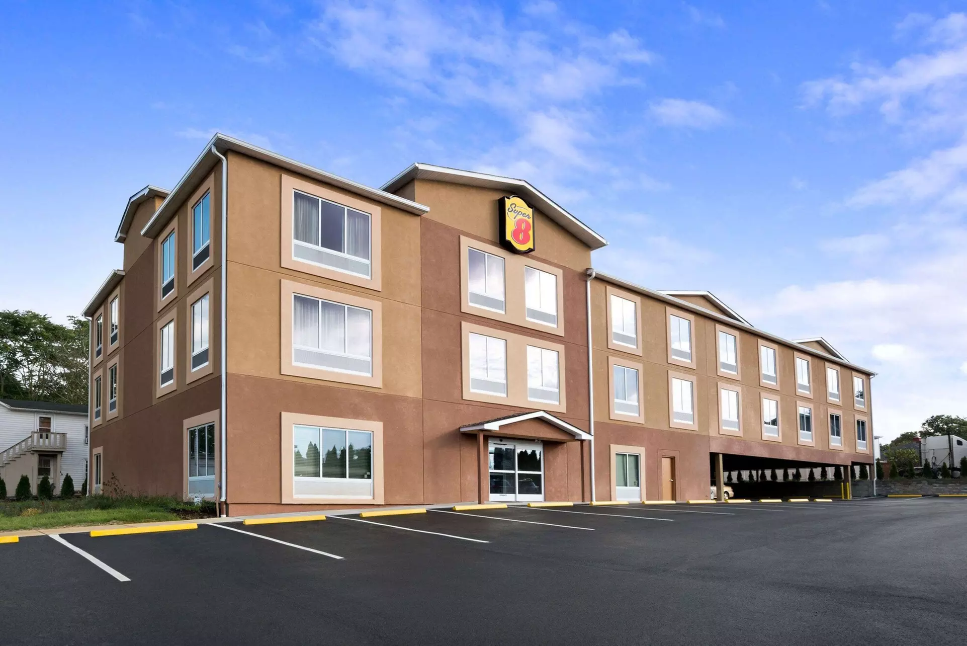 Super 8 by Wyndham Hershey Chocolate Avenue - Primary Image