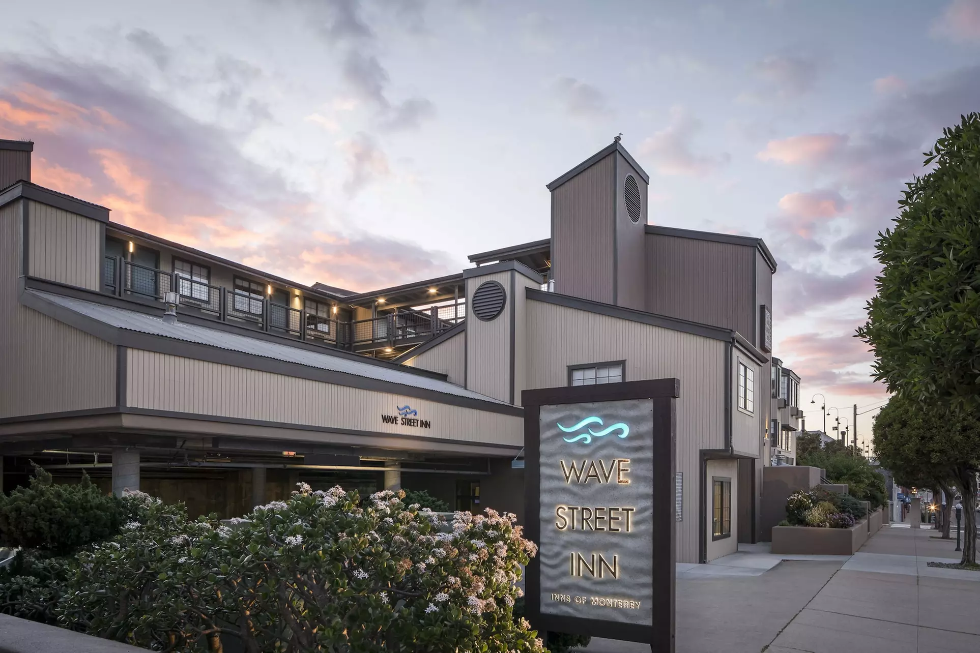 Wave Street Inn - Primary Image