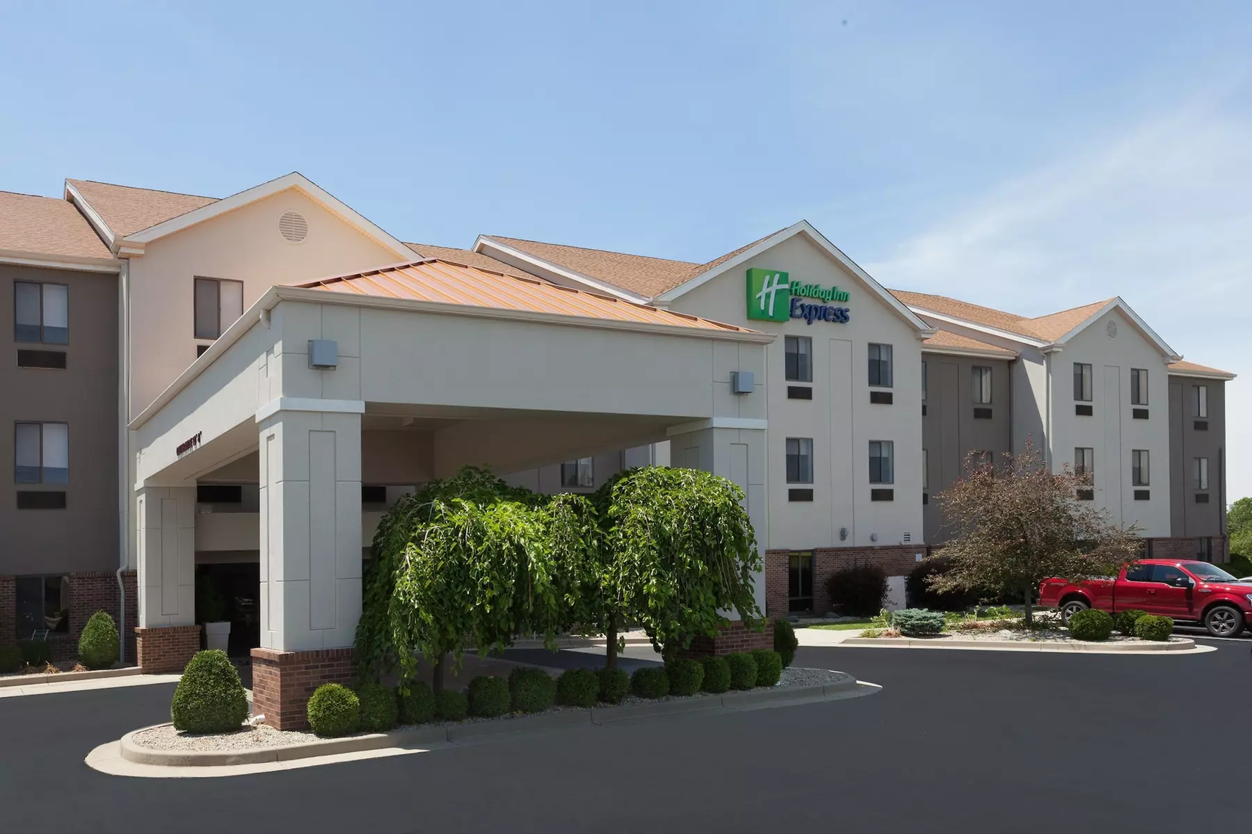 Holiday Inn Express Hotel & Suites Dayton West - Brookville by IHG - Primary Image