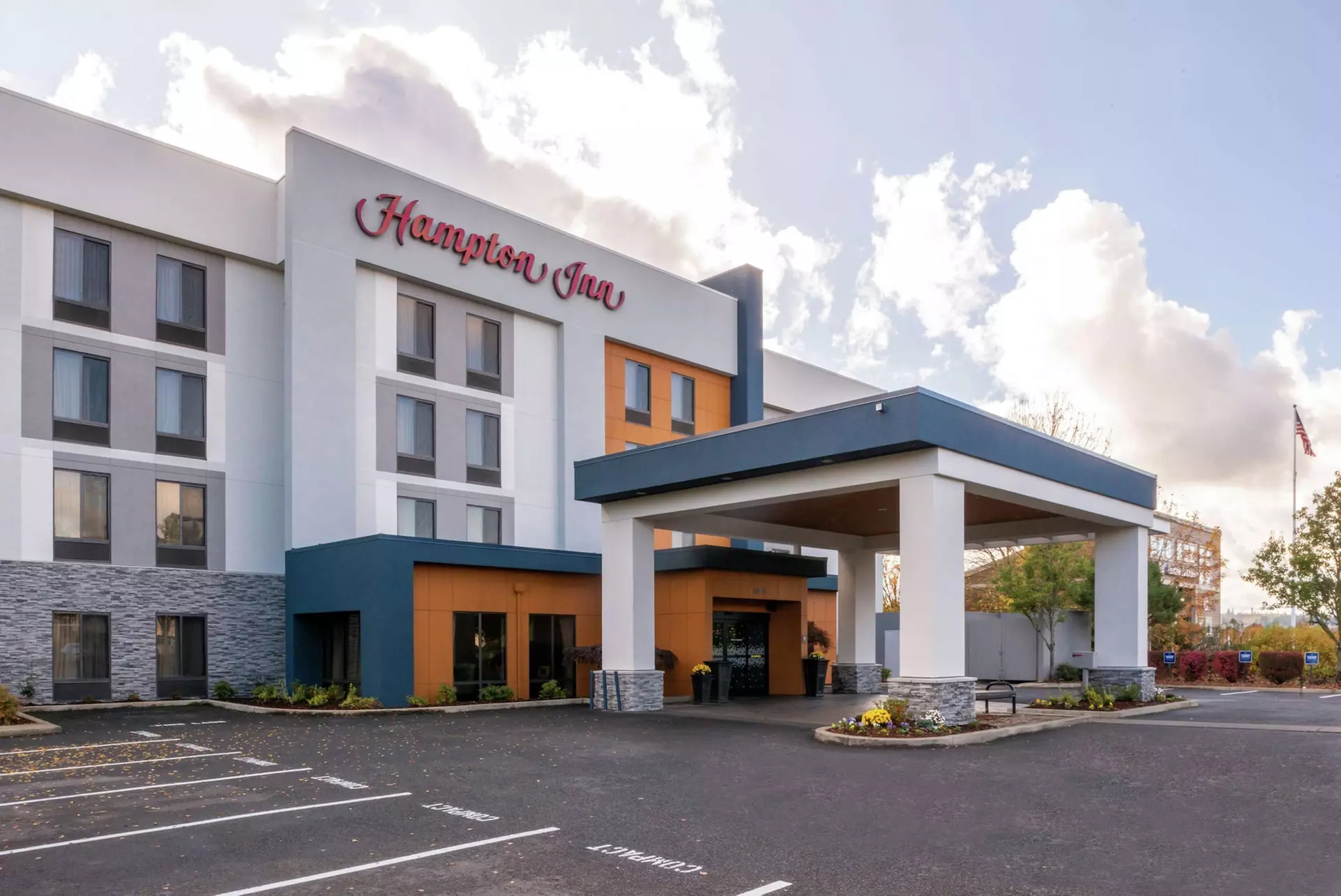 Hampton Inn Eugene - Primary Image