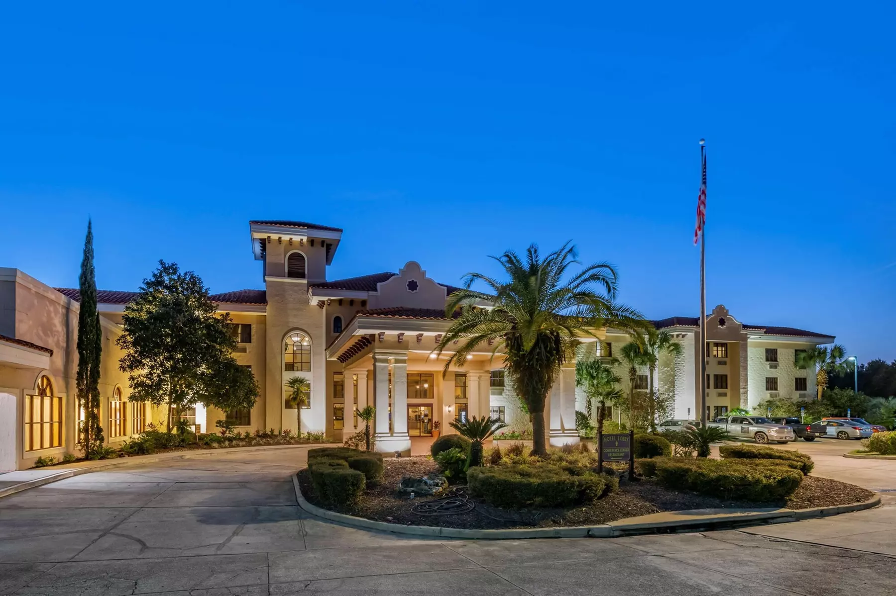 Best Western Gateway Grand - Primary Image