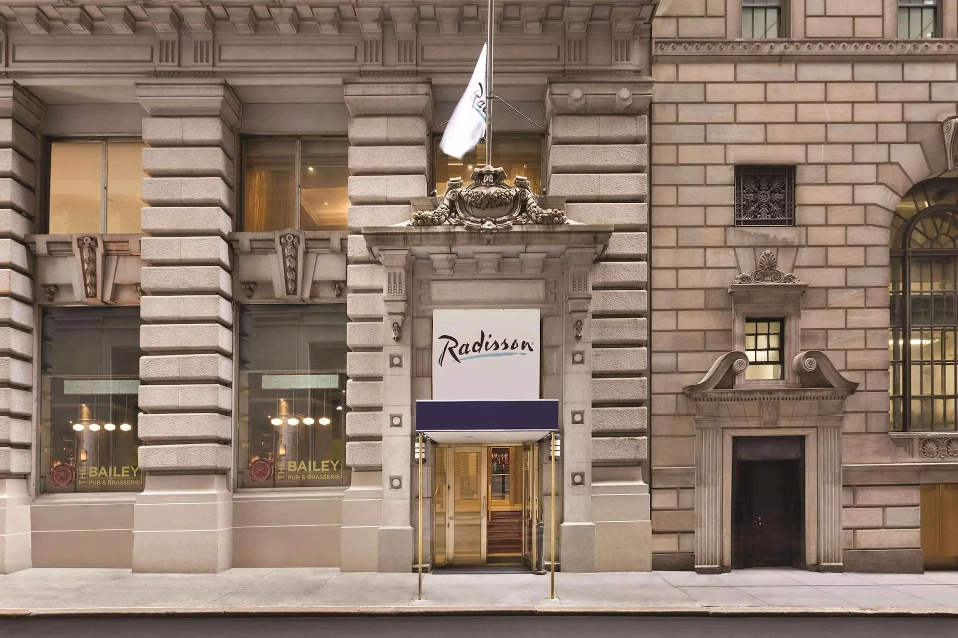 Radisson Hotel New York Wall Street - Primary Image