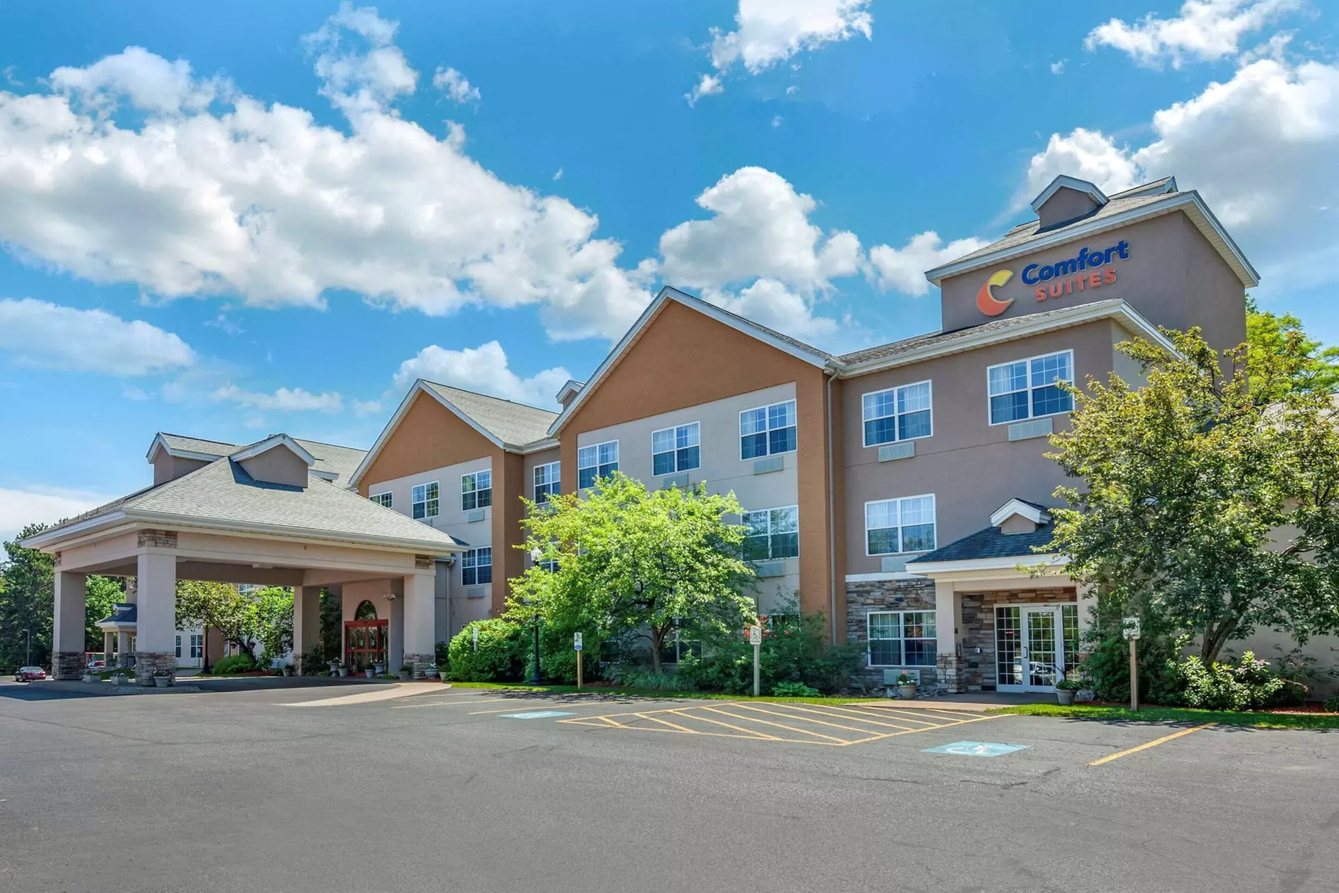 Comfort Suites - Primary Image