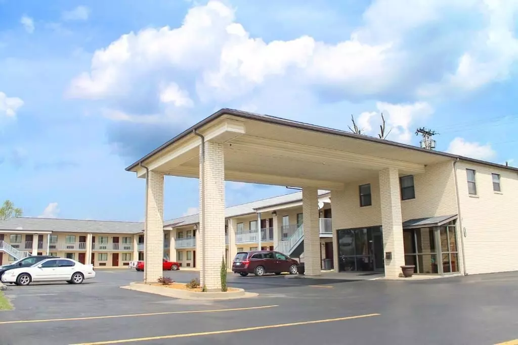 American Inn - Primary Image