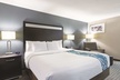 La Quinta Inn & Suites by Wyndham Glendive - Second Medium