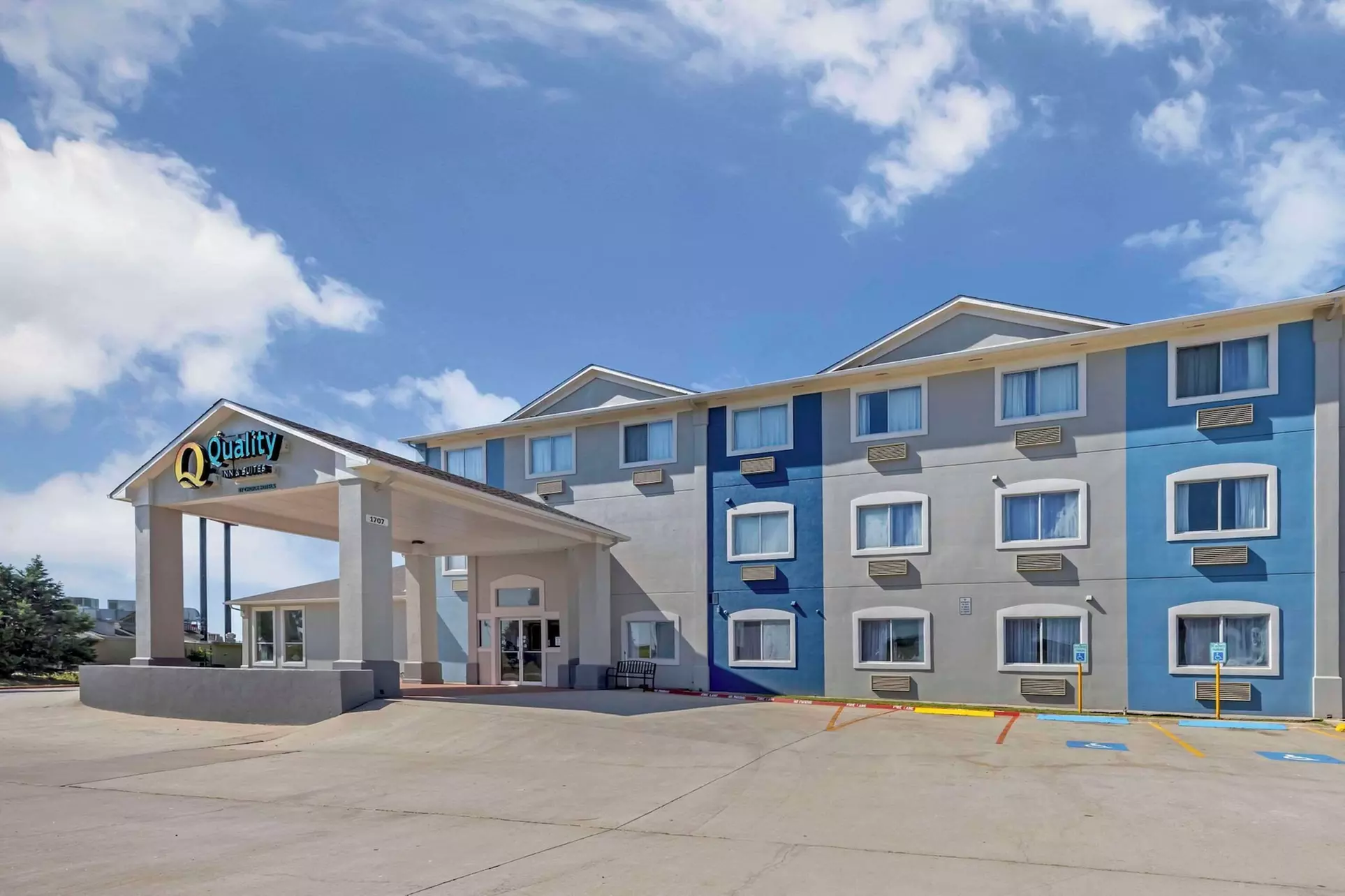 Quality Inn - Primary Image