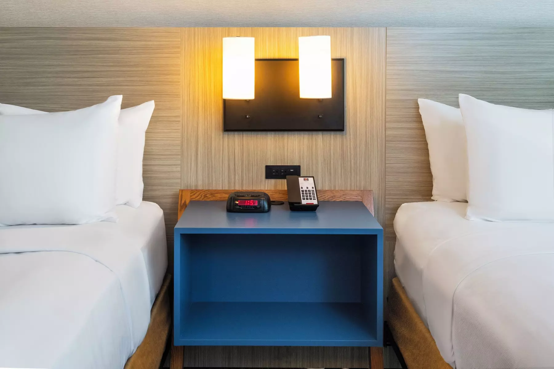 Comfort Inn Airport East - Ancienne Lorette - Primary Image