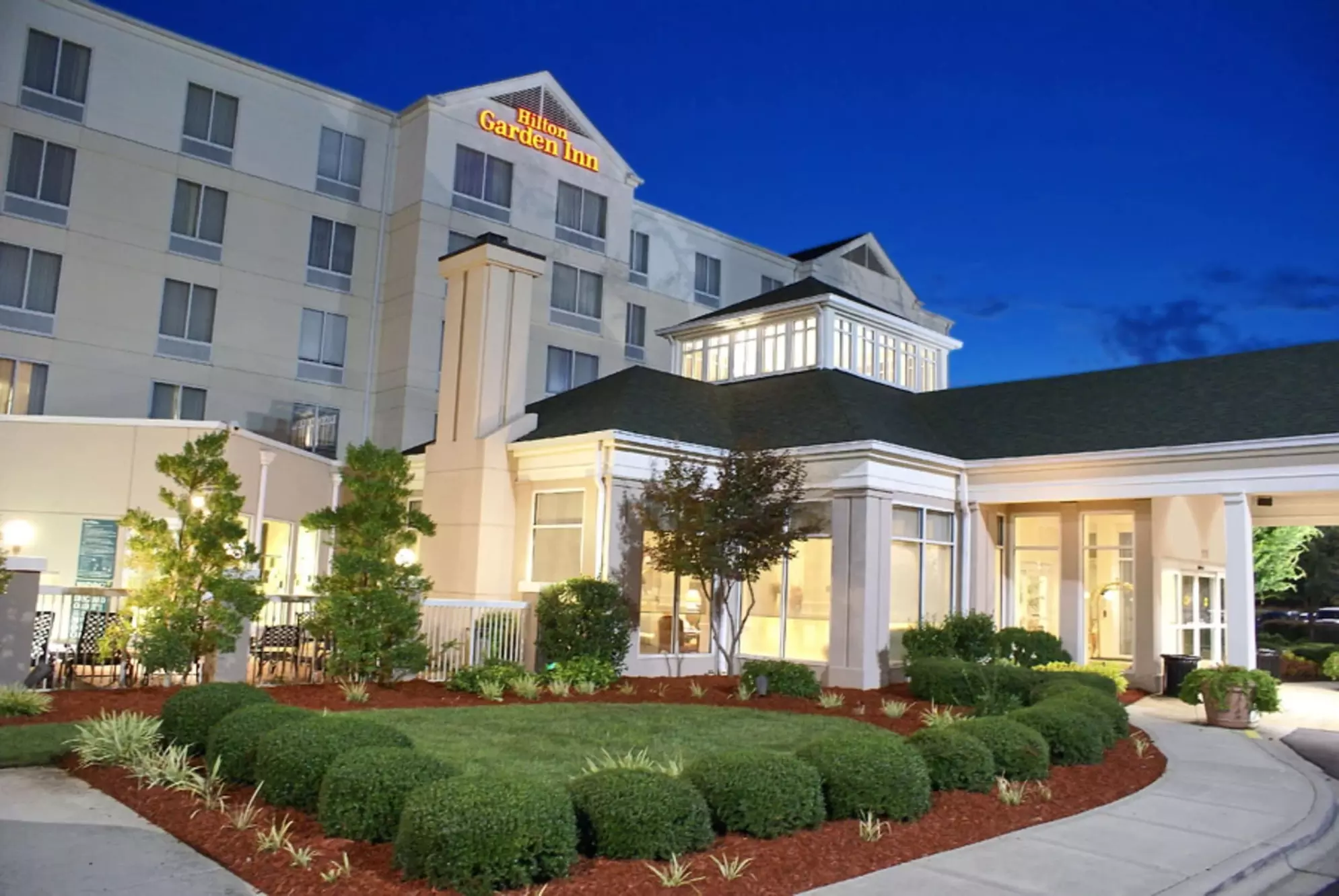 Hilton Garden Inn Charlotte North - Primary Image