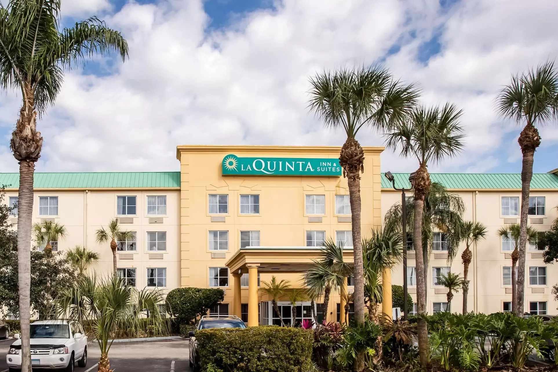 La Quinta Inn & Suites by Wyndham Melbourne Viera - Primary Image