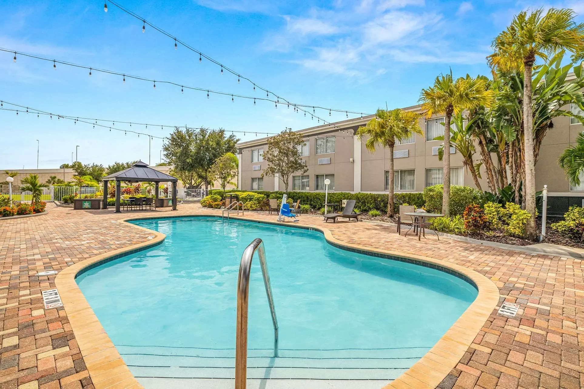 Quality Inn & Suites Tampa-Ybor City - Primary Image