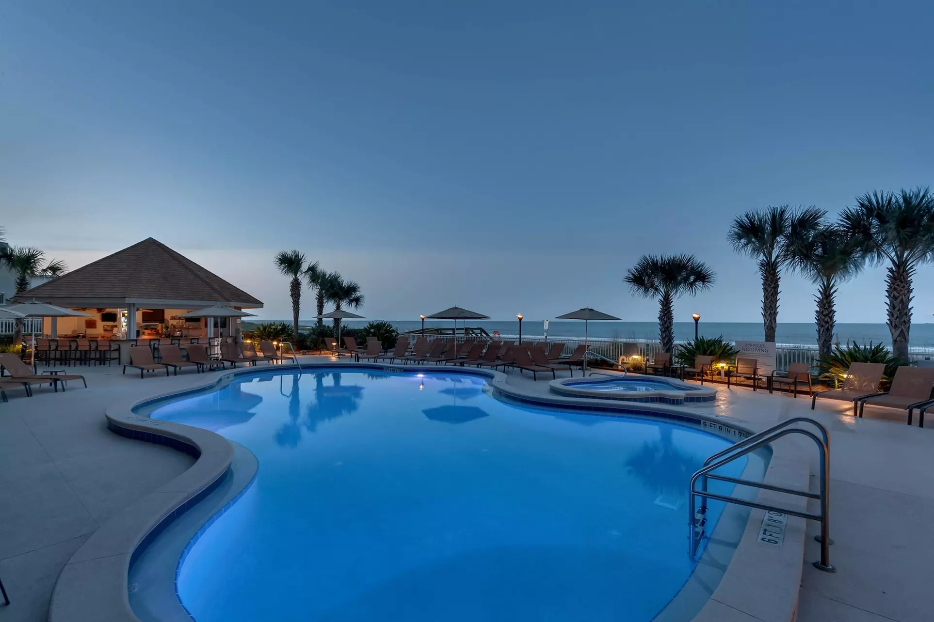 Courtyard by Marriott Jacksonville Beach Oceanfront - Primary Image