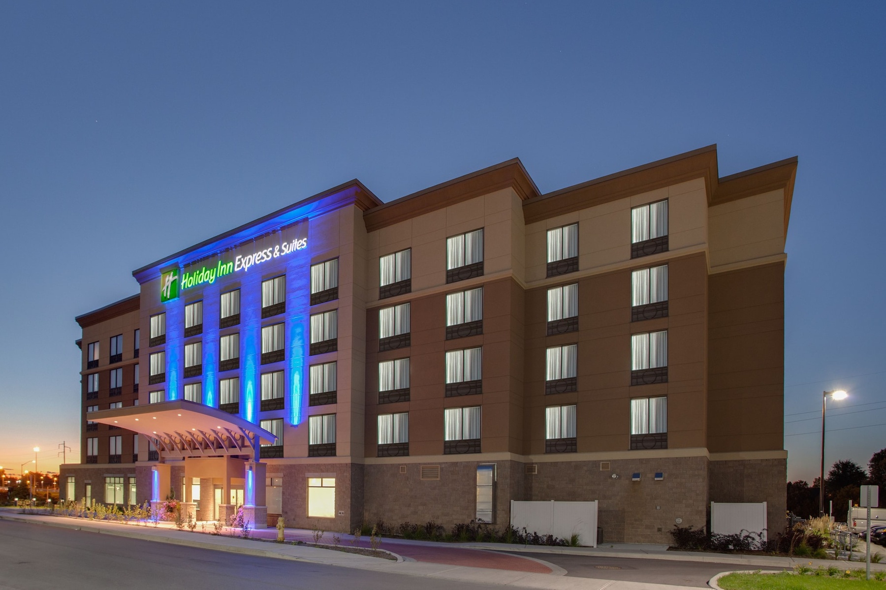 Holiday Inn Express & Suites Ottawa East - Orleans by IHG