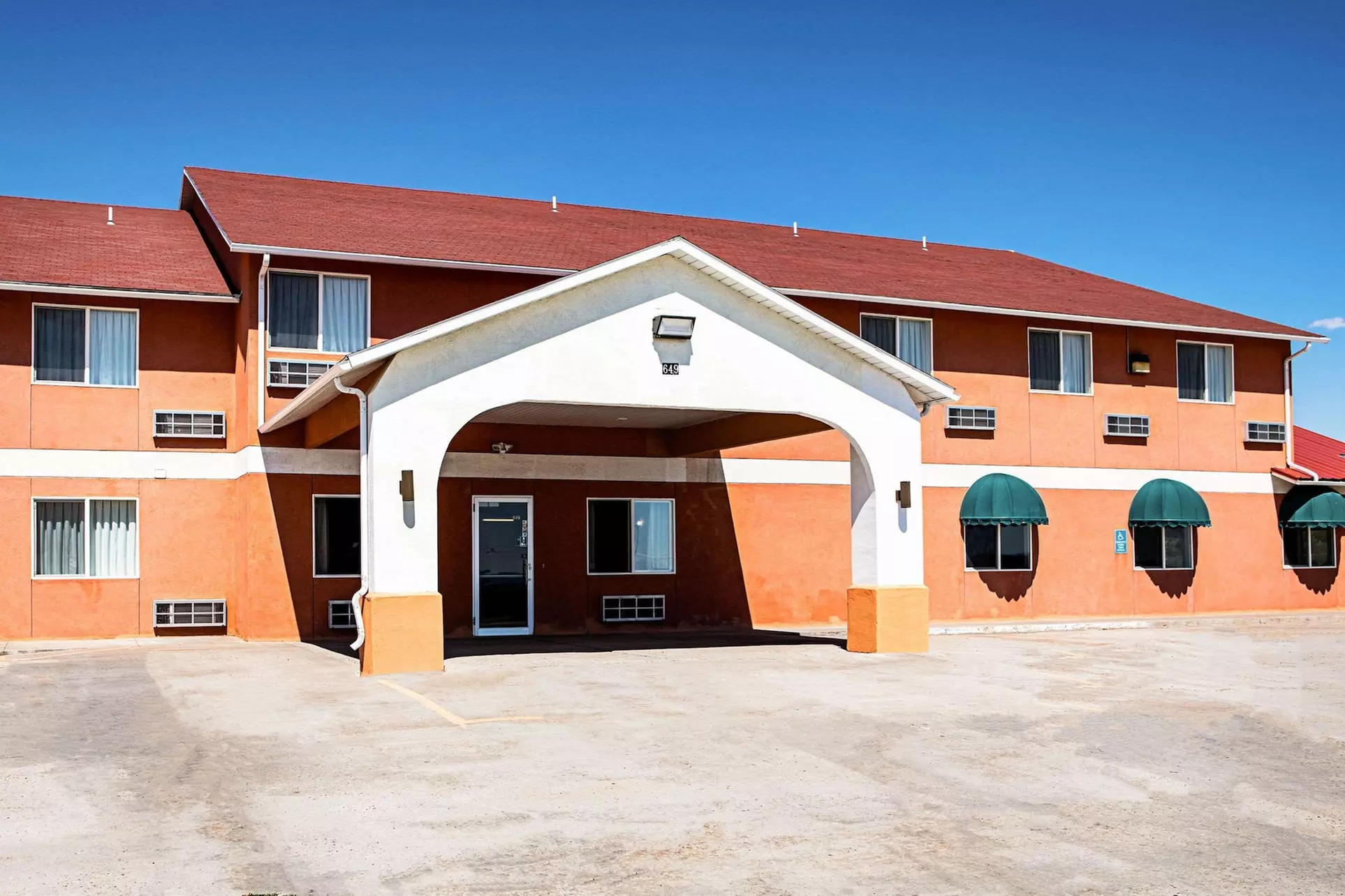 Rodeway Inn & Suites - Primary Image