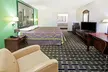 Super 8 by Wyndham Baytown / I-10 - Second Medium
