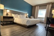 Comfort Inn & Suites - Second Medium
