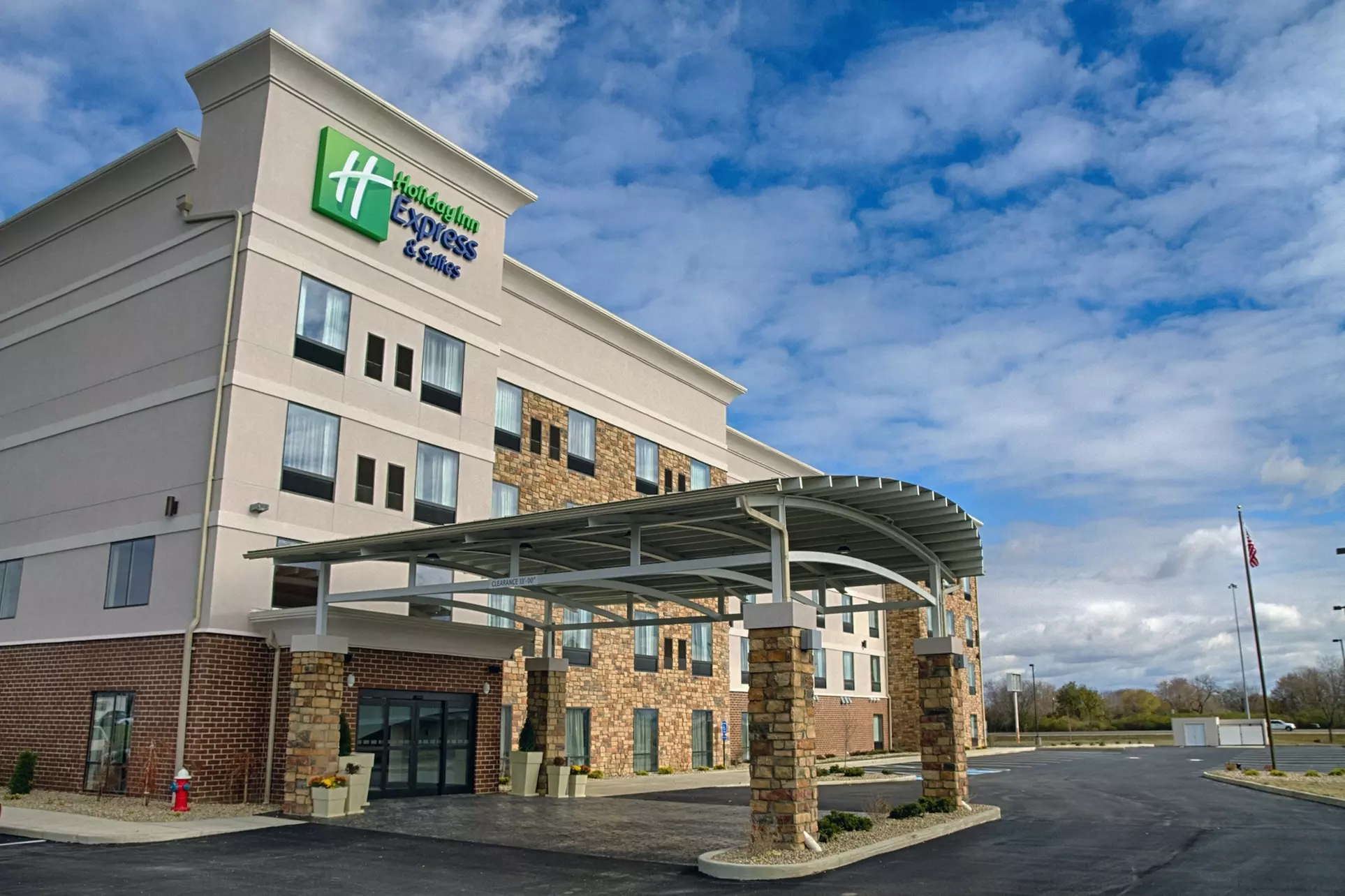 Holiday Inn Express & Suites Sidney, an IHG Hotel - Primary Image