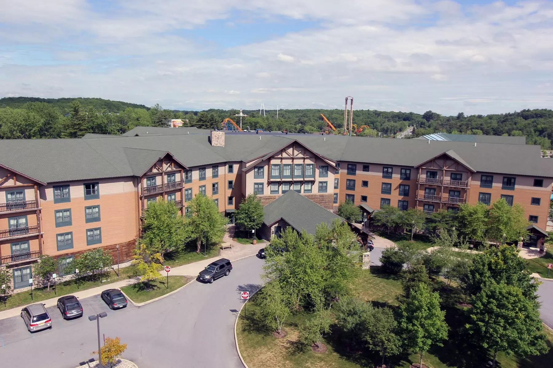 Six Flags Great Escape Lodge & Indoor Waterpark - Primary Image