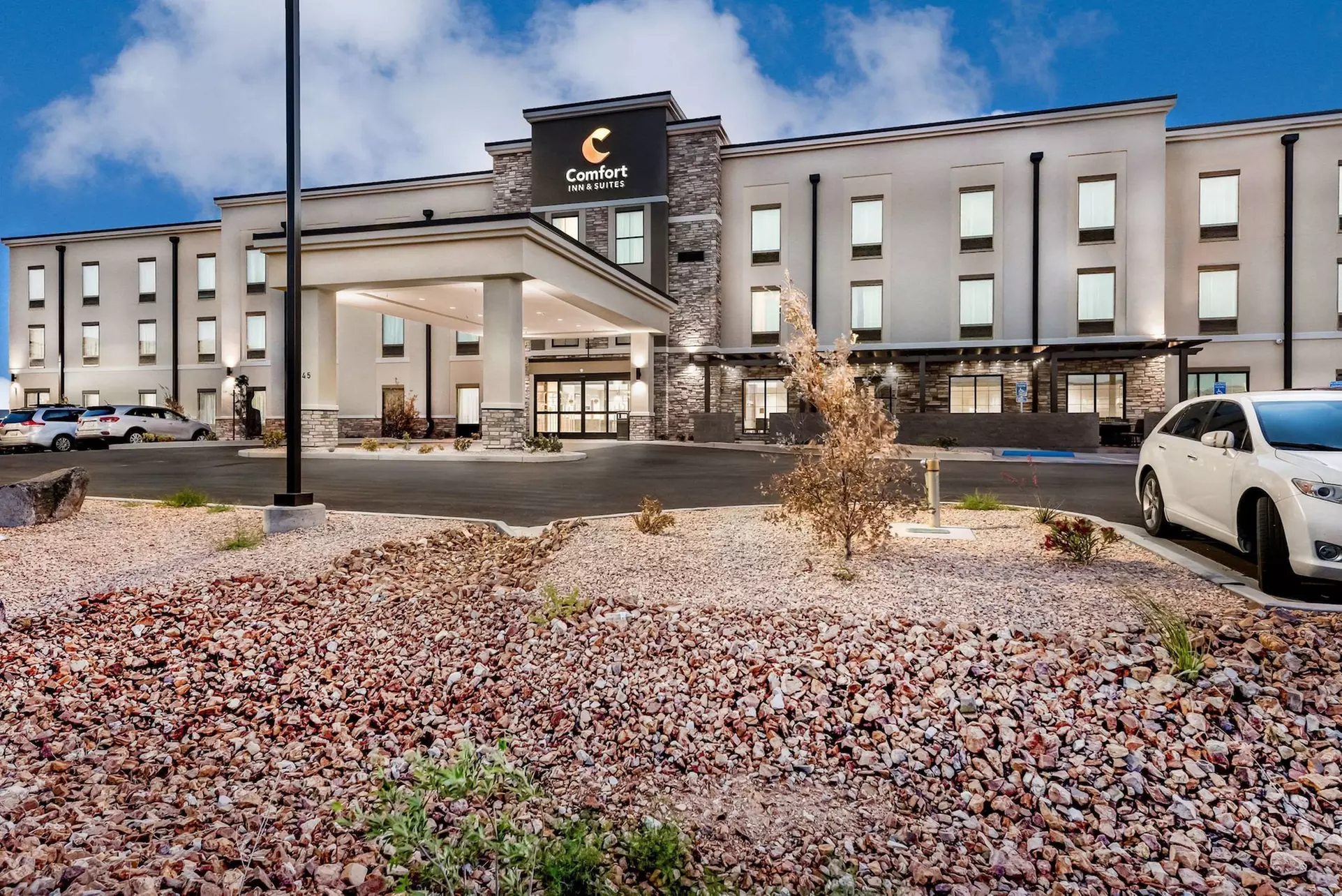 Comfort Inn & Suites Zion Park Area - Primary Image