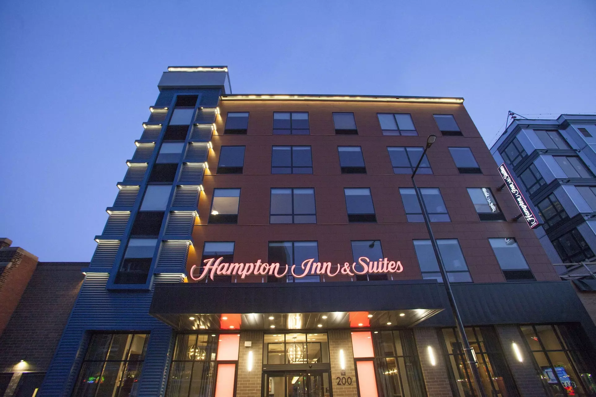 Hampton Inn & Suites by Hilton Downtown St. Paul, MN - Primary Image