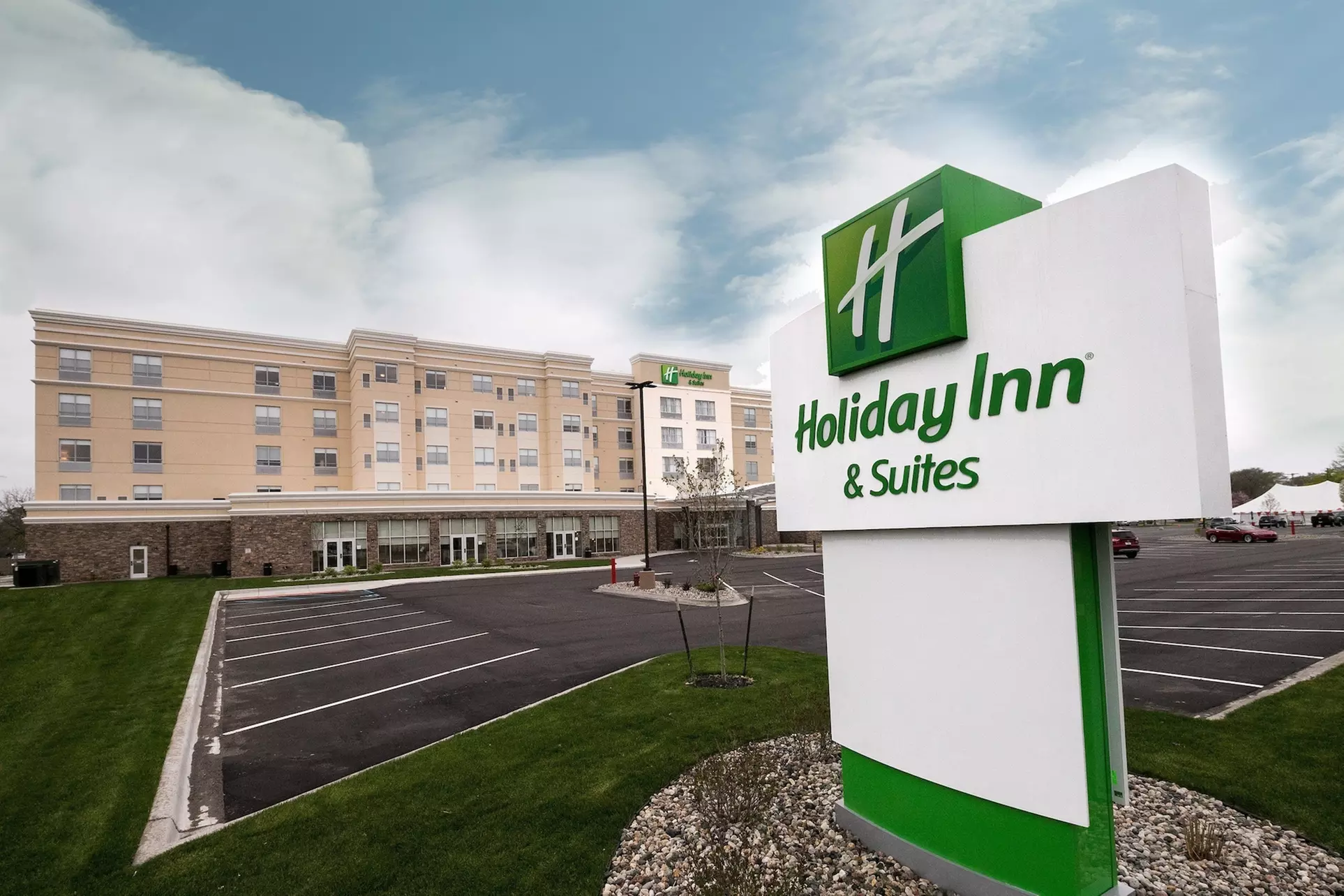Holiday Inn Hotels and Suites Mount Pleasant by IHG - Primary Image