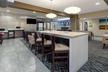 La Quinta Inn & Suites by Wyndham Wichita Airport - Second Medium