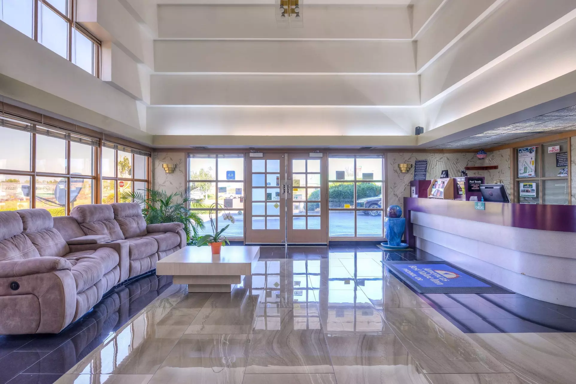 Americas Best Value Inn Phoenix Medford - Primary Image