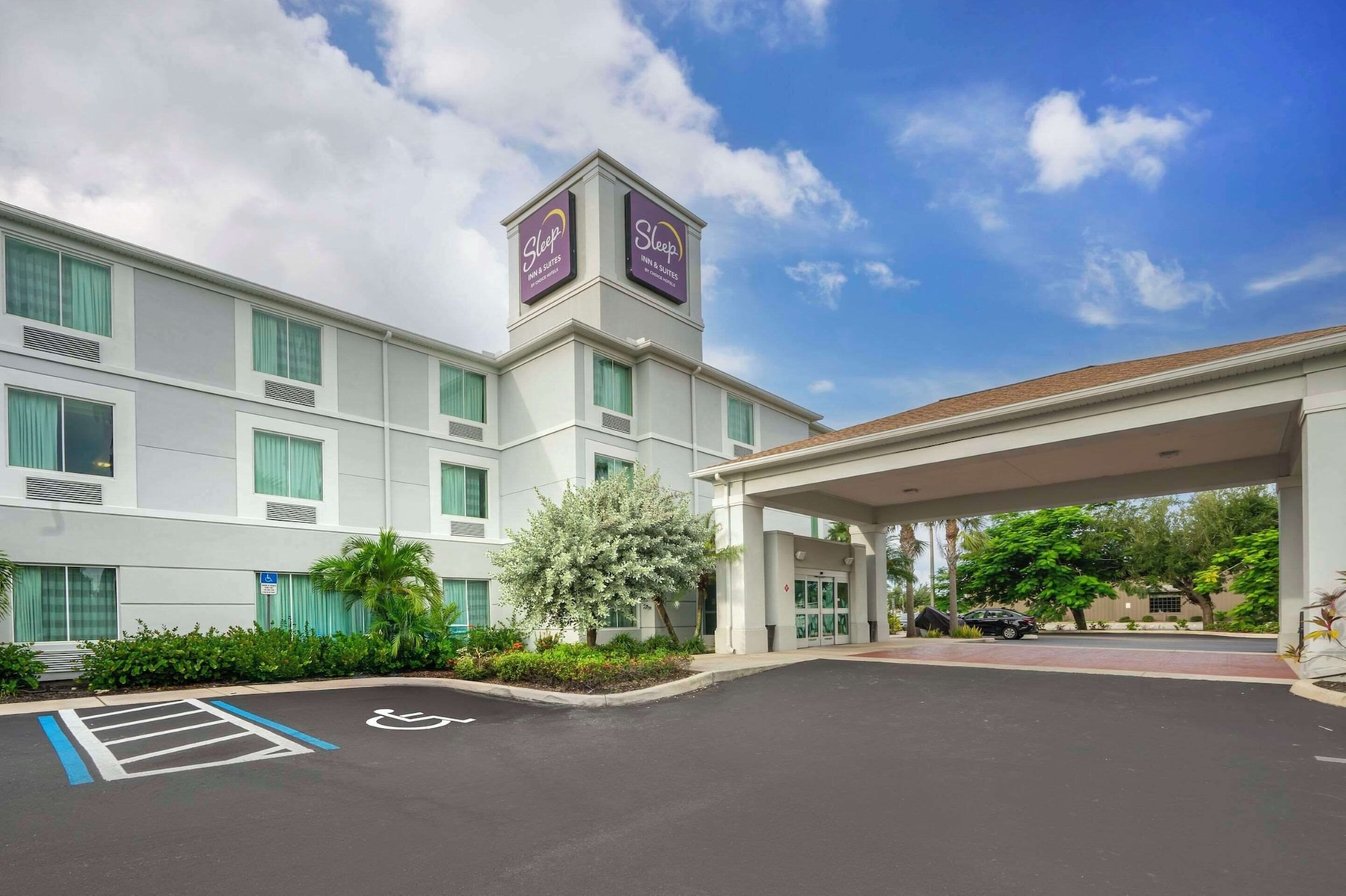 Sleep Inn & Suites Port Charlotte - Punta Gorda