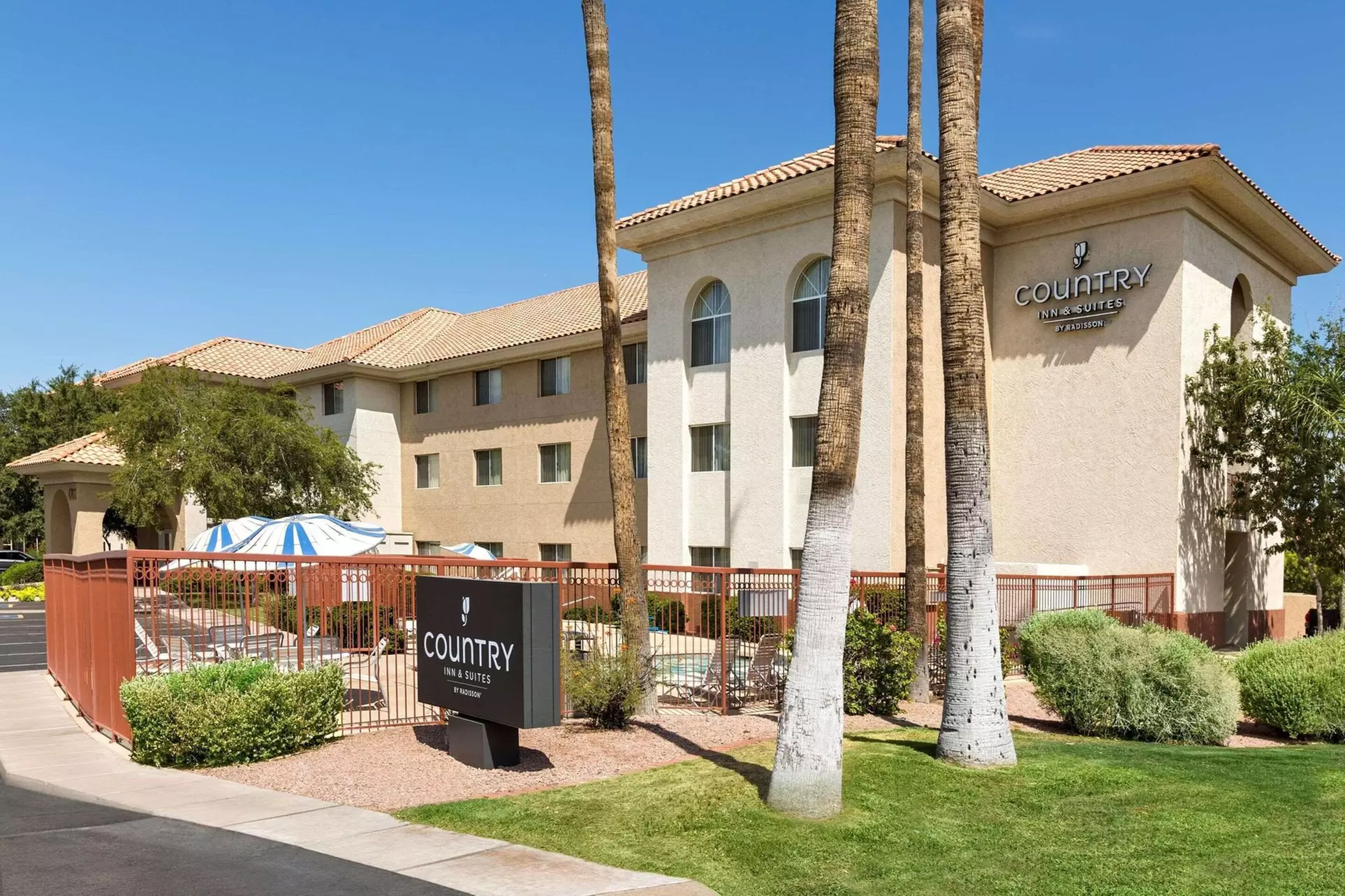 Country Inn & Suites by Radisson, Phoenix Airport, AZ - Primary Image