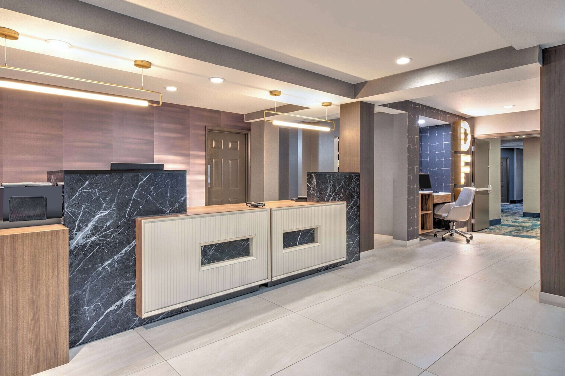 La Quinta Inn & Suites by Wyndham Dallas DFW Airport North