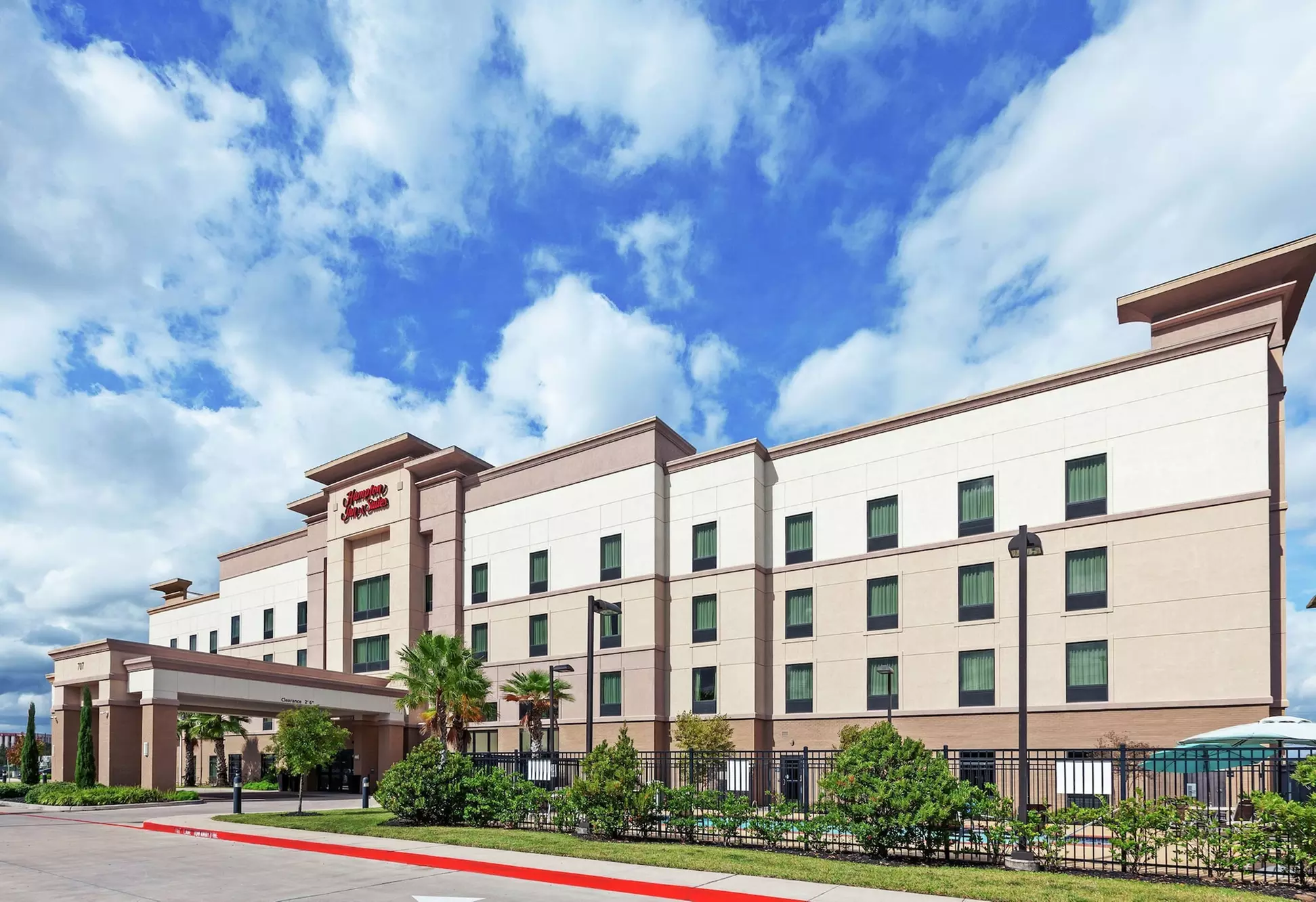 Hampton Inn & Suites by Hilton Houston North IAH - Primary Image