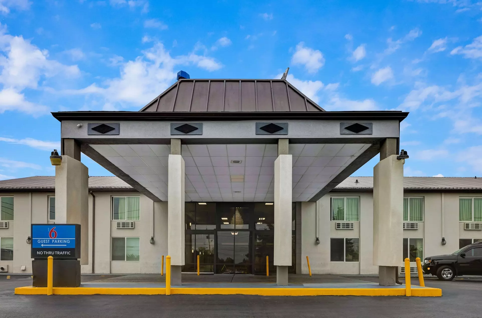 Motel 6 Indianapolis, IN - Primary Image