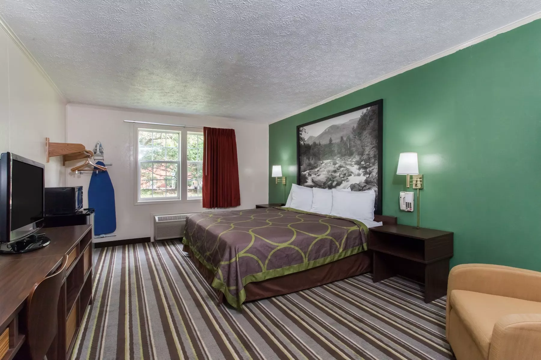 Syracuse Inn - Primary Image