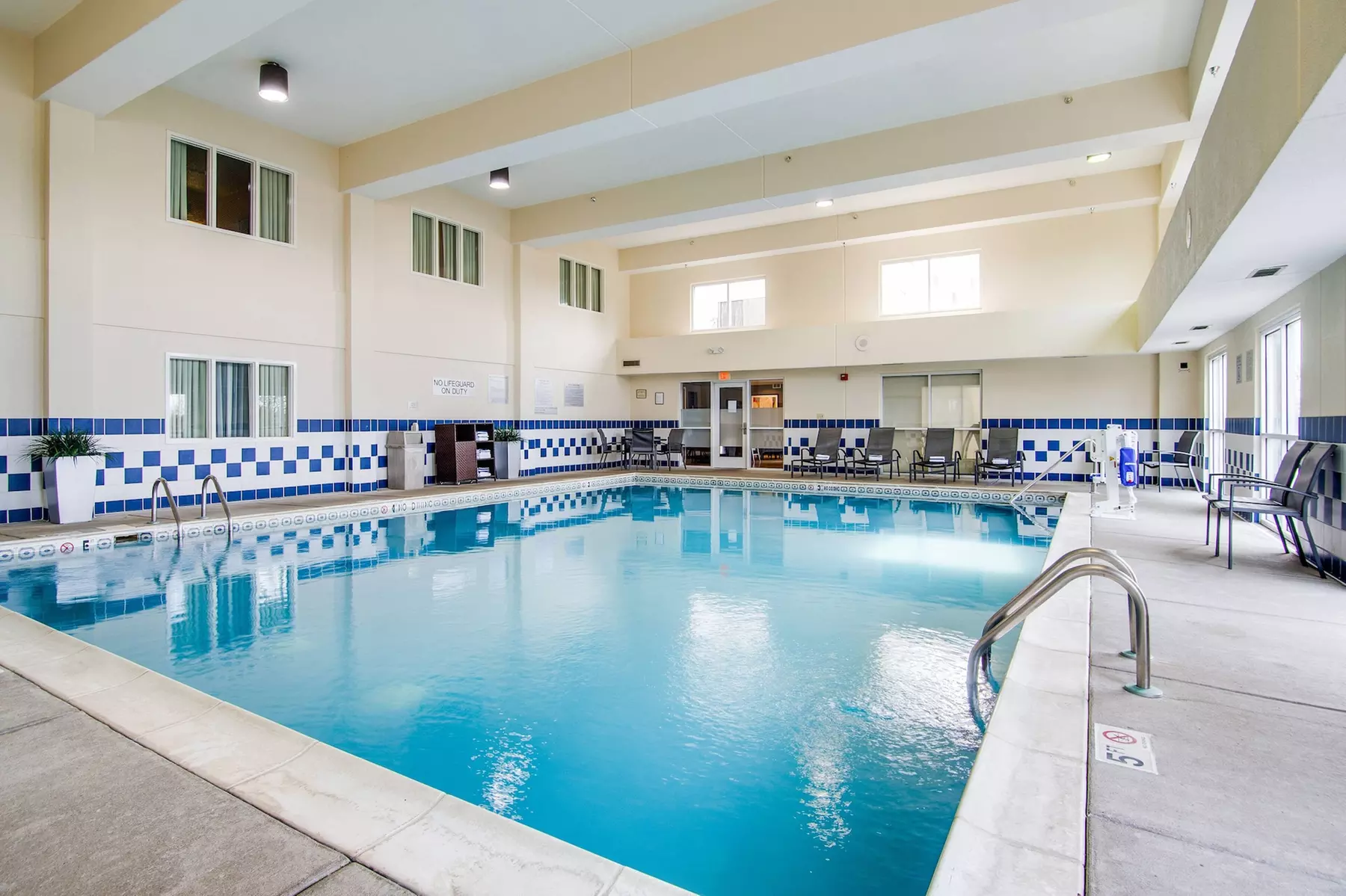 Fairfield Inn & Suites by Marriott Nashville at Opryland - Primary Image