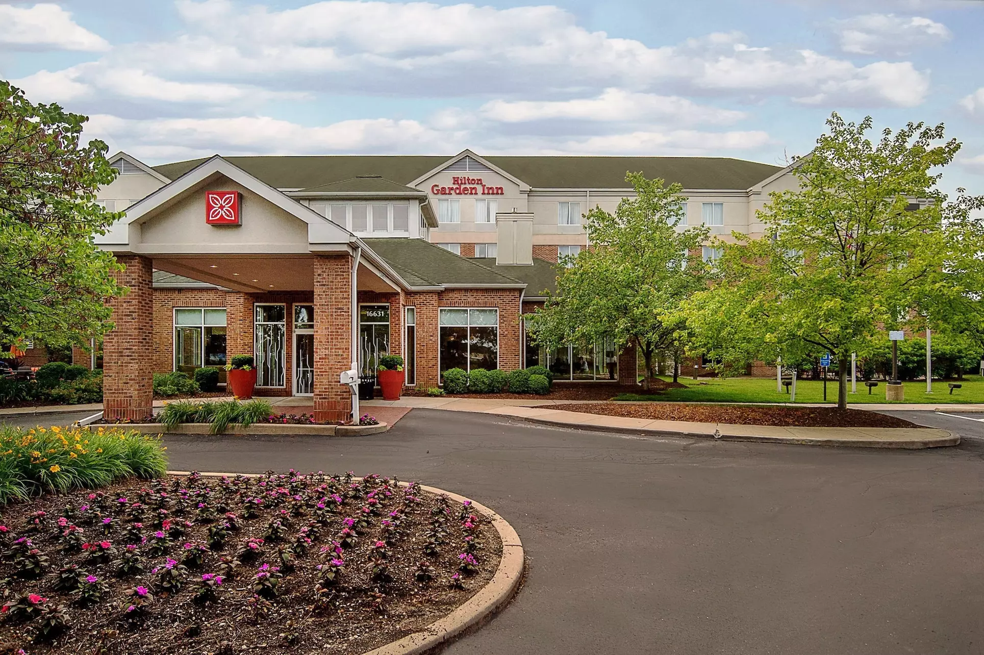 Hilton Garden Inn Chesterfield - Primary Image