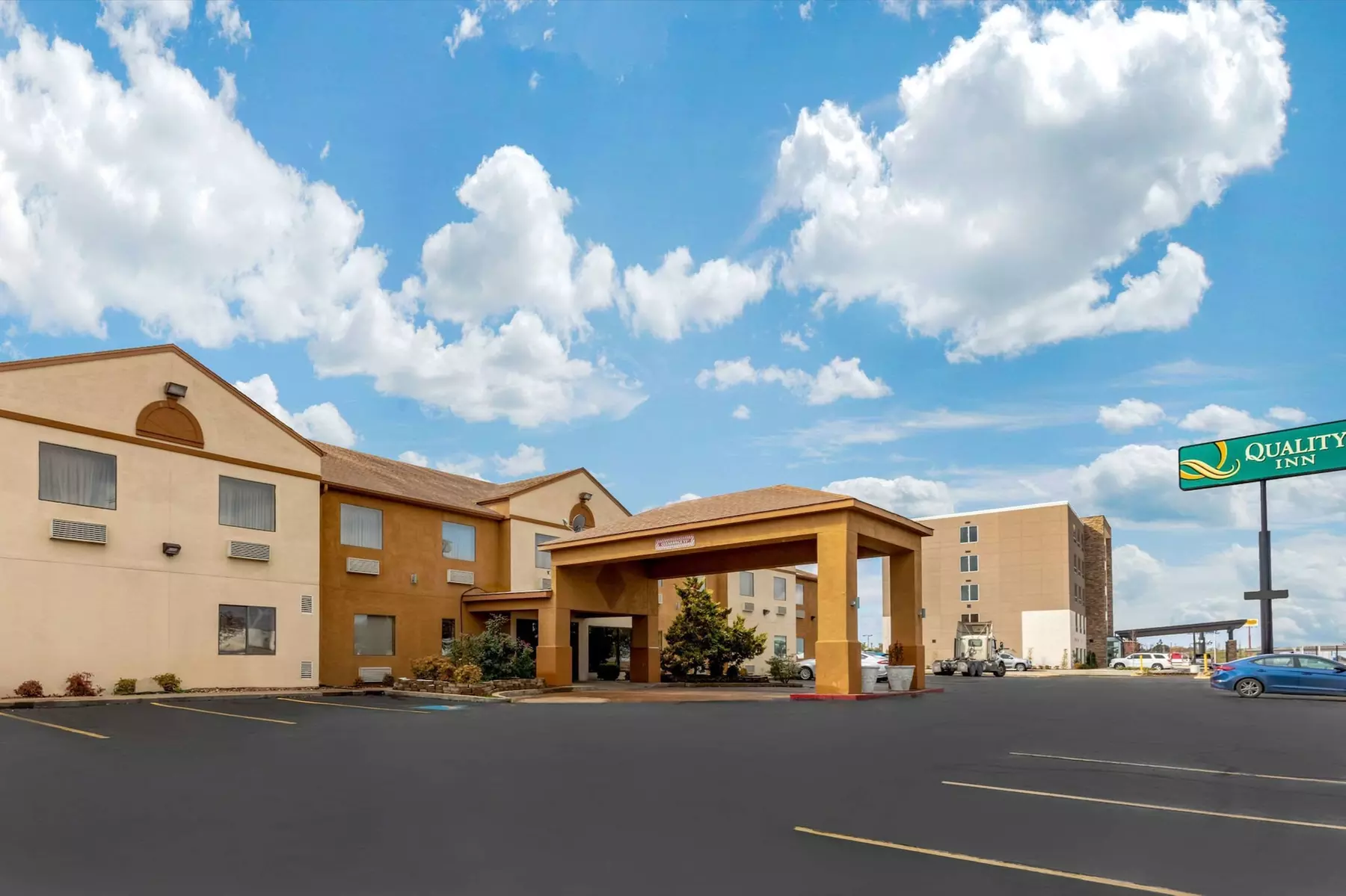 Quality Inn West Memphis I-40 - Primary Image