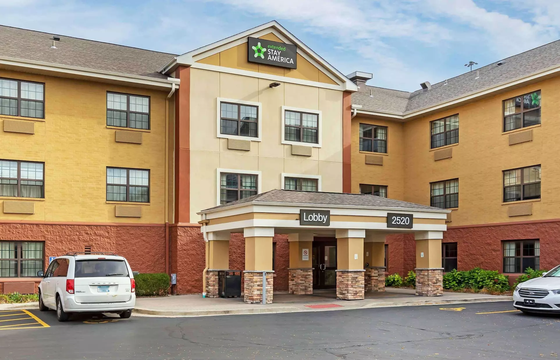 Extended Stay America Select Suites - Milwaukee - Waukesha - Primary Image