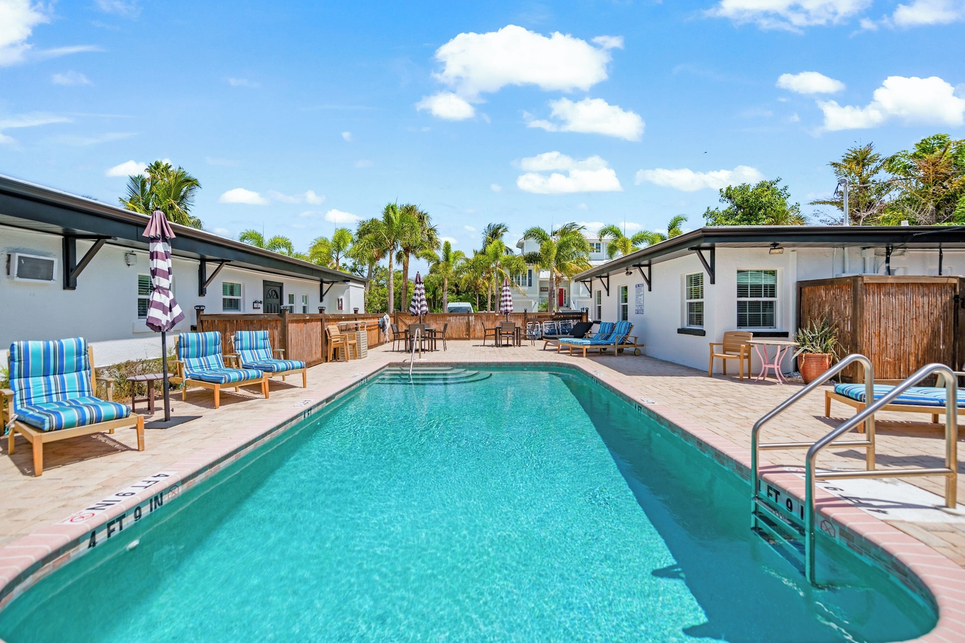Haley's at The Anna Maria Island Inn