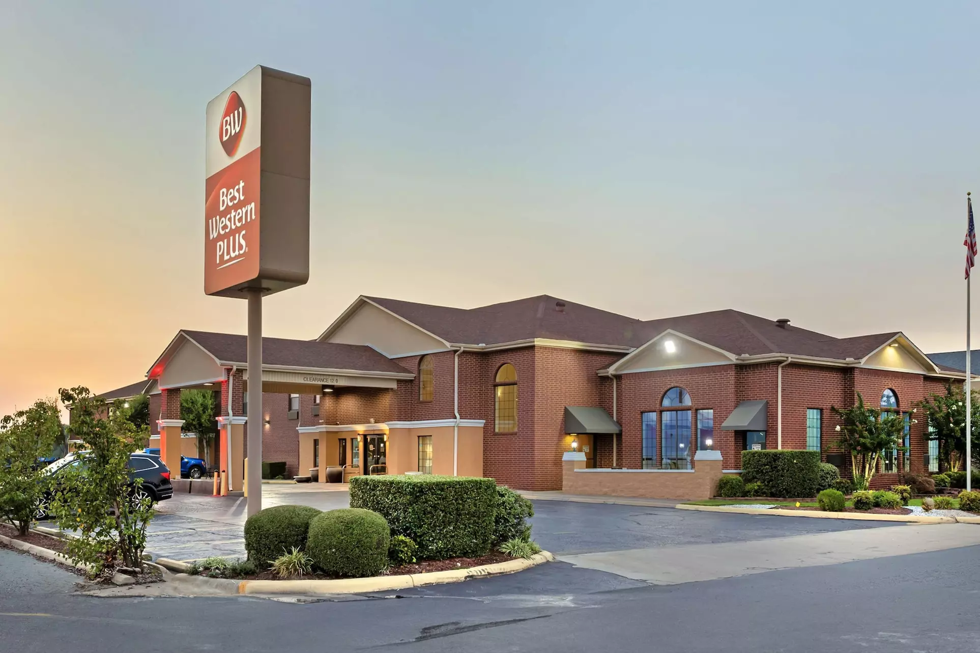 Best Western Plus Lonoke Hotel - Primary Image