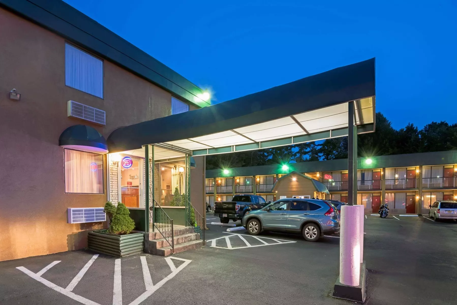 Travelodge by Wyndham Beckley - Primary Image
