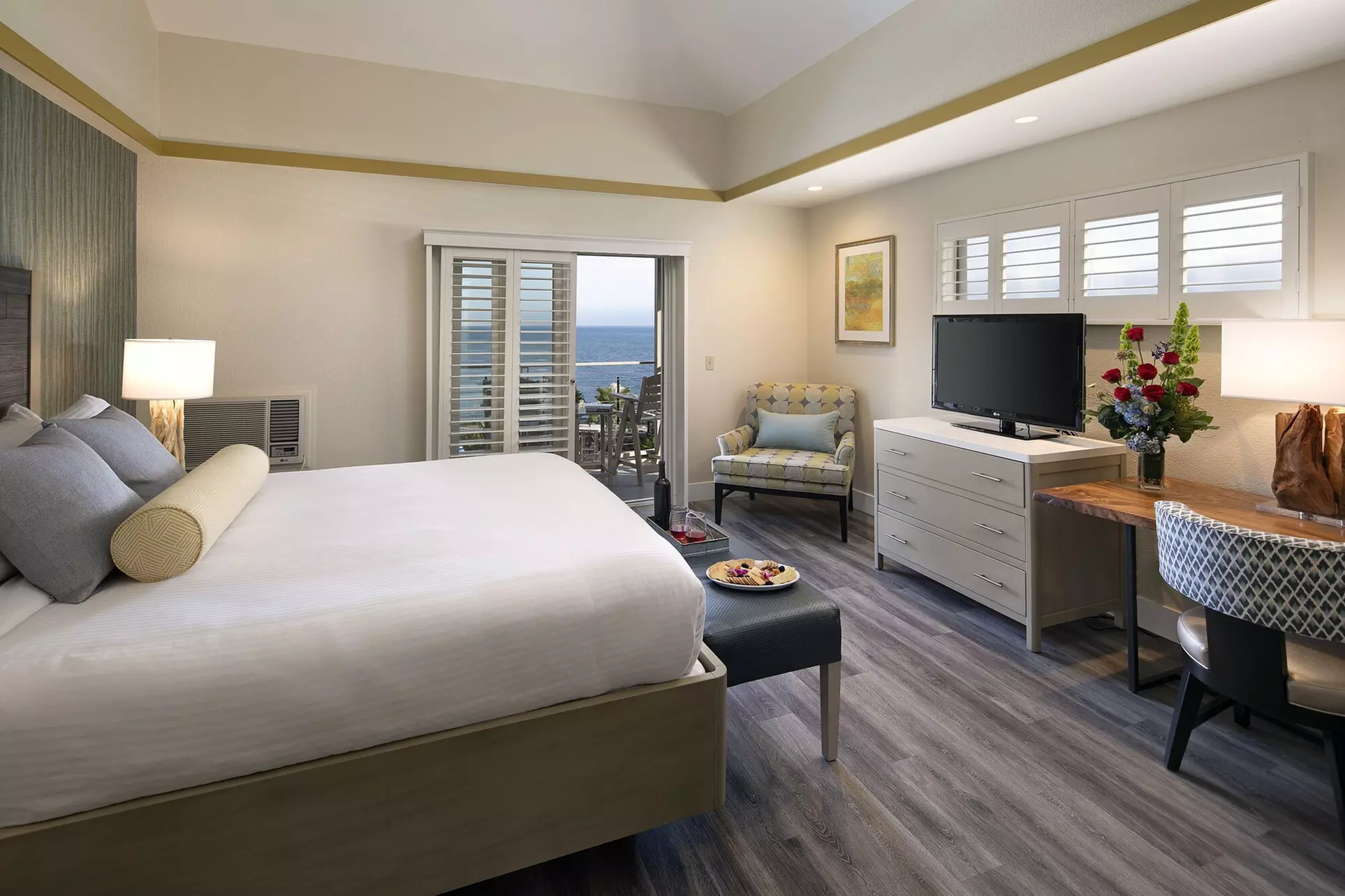 Inn at the Cove - Primary Image