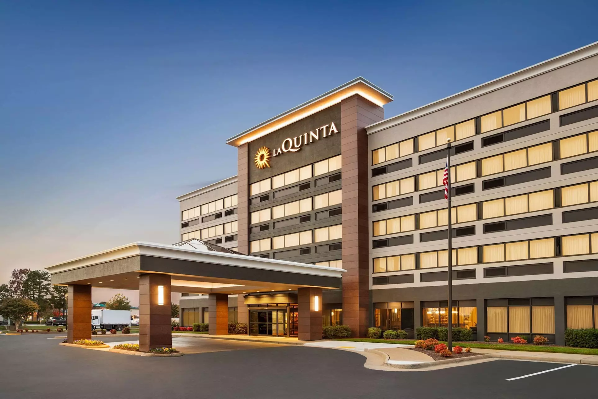 La Quinta Inn & Suites by Wyndham Richmond-Midlothian - Primary Image