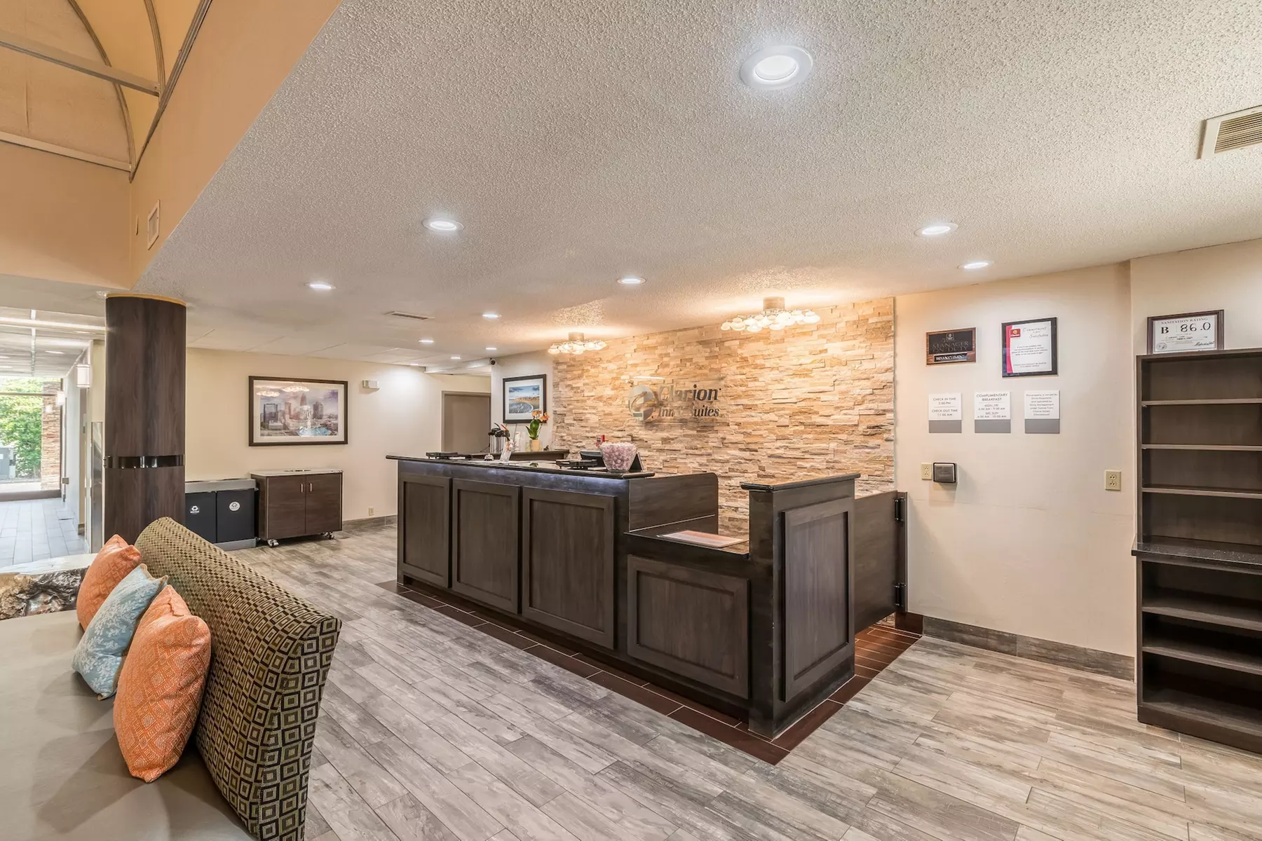 Lake Norman Inn and Suites - Primary Image