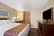 Travelodge by Wyndham Everett City Center - Second Medium